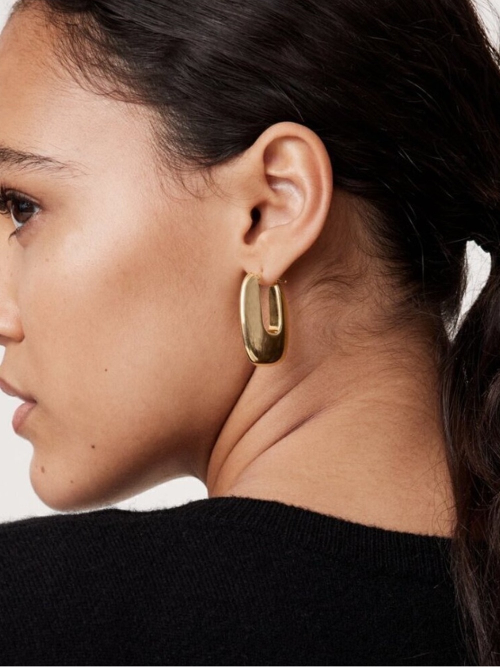 Ravena U-Profile Earrings by Aureus + Argent Gold-Plated | Banana Republic 1.25” - Picture 3 of 7
